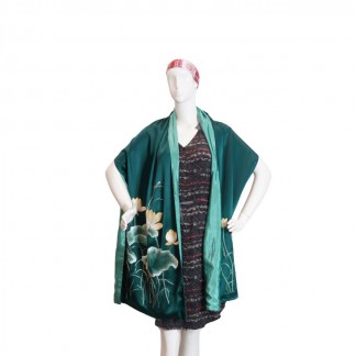 Green silk scarf hand-embroidered with the lotus  53*200 cm- Different  models